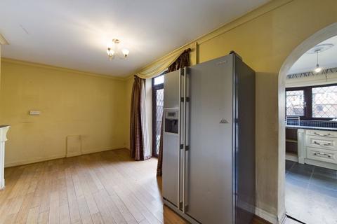 3 Dawley Green, South Ockendon, RM15 5LW