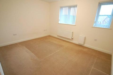 3 bedroom terraced house for sale - Conifer Close, Mildenhall, Bury St. Edmunds, Suffolk, IP28
