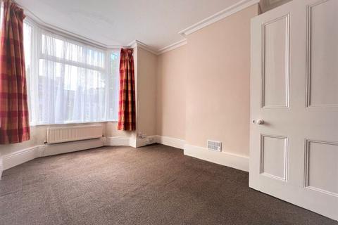 1 bedroom flat to rent, St. Michaels Square, Gloucester