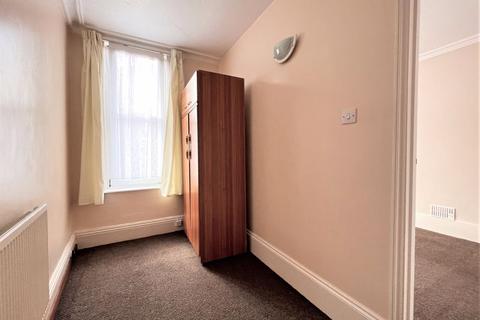 1 bedroom flat to rent, St. Michaels Square, Gloucester