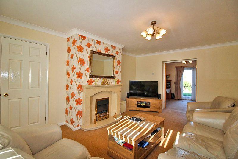 Glengarry Gardens, FINCHFIELD 4 bed detached house £350,000