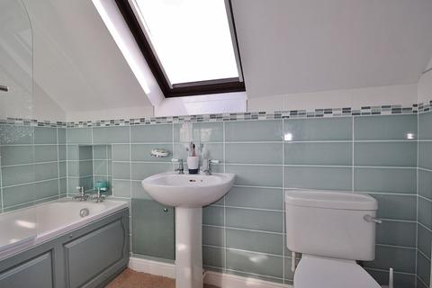 44 Broadway Close, Witney, OX28 5GG