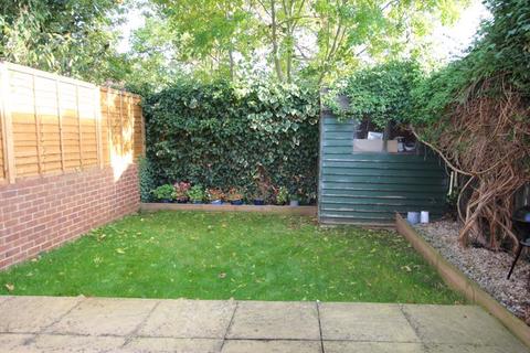 27 Bowerman Close, Kidlington, OX5 1TP