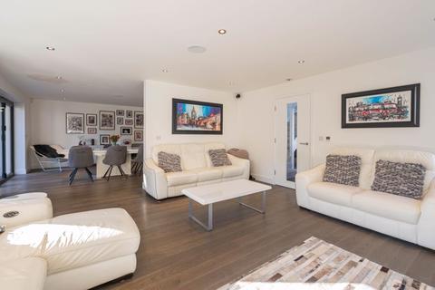 3 Applethorpe, Blewbury, Didcot, OX11 9FF