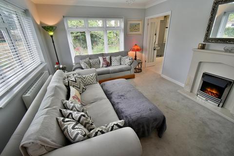 6 Apple Tree Grove, Ferndown, BH22 9LA