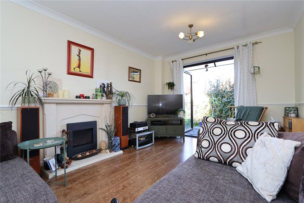Morrell Close, Shenley Church End, MK5 3 bed link detached house £425,000