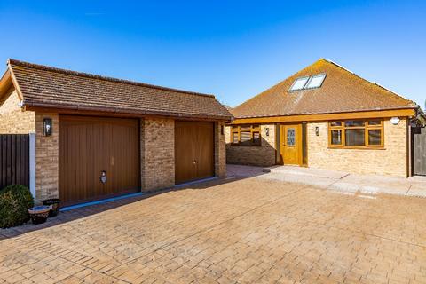 4 bedroom detached house for sale, Coxes Lane, Ramsgate