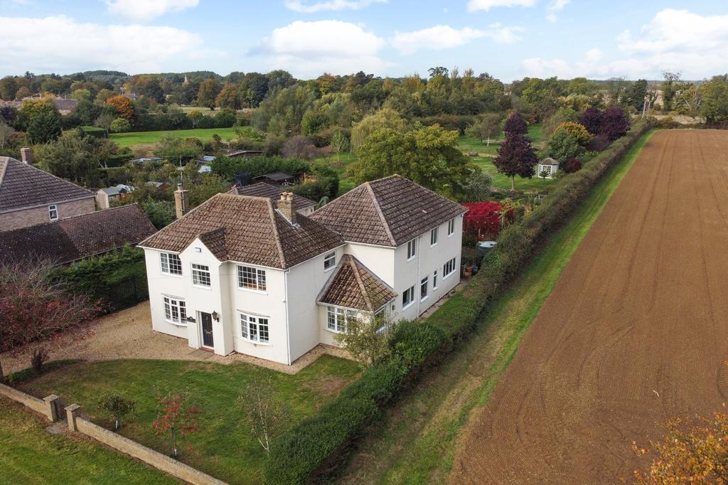 Willowcroft, Greatford, Stamford, Lincolnshire, PE9 5 bed detached