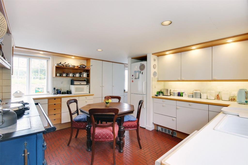 Kitchen/Breakfast Rm