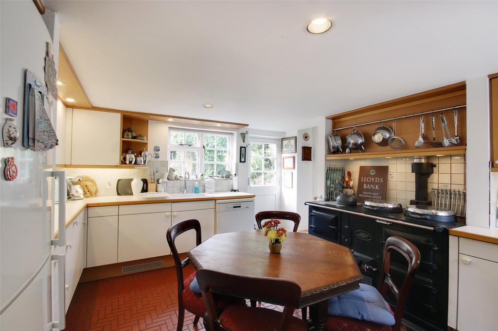 Kitchen/Breakfast Rm