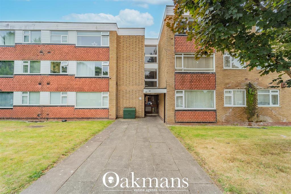 Savoy Close, Birmingham Studio £625 pcm (£144 pw)