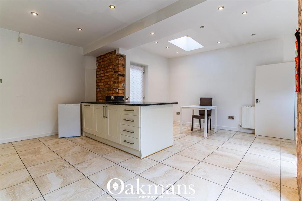 Fitz Roy Avenue, Birmingham 3 bed house £1,700 pcm (£392 pw)