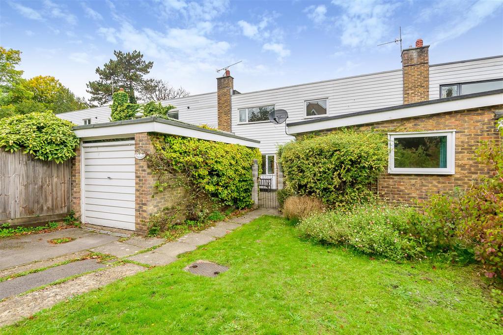 Cranley Road, Guildford 3 bed terraced house £580,000