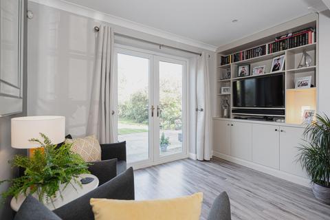 23 Richlands Avenue, Epsom, KT17 2JW