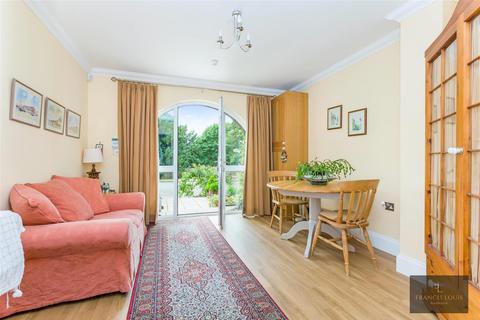 2 bedroom flat to rent - Barnfield Road, Exeter