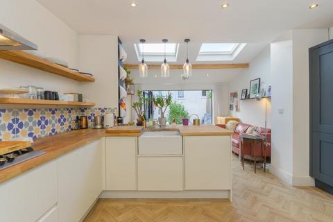 8 Altringham Road, Bristol, BS5 7AS
