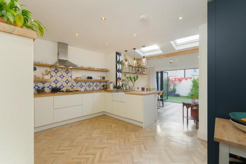 8 Altringham Road, Bristol, BS5 7AS