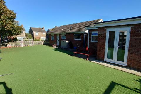 4 bedroom detached bungalow for sale - Woodland Rise, Bexhill-On-Sea