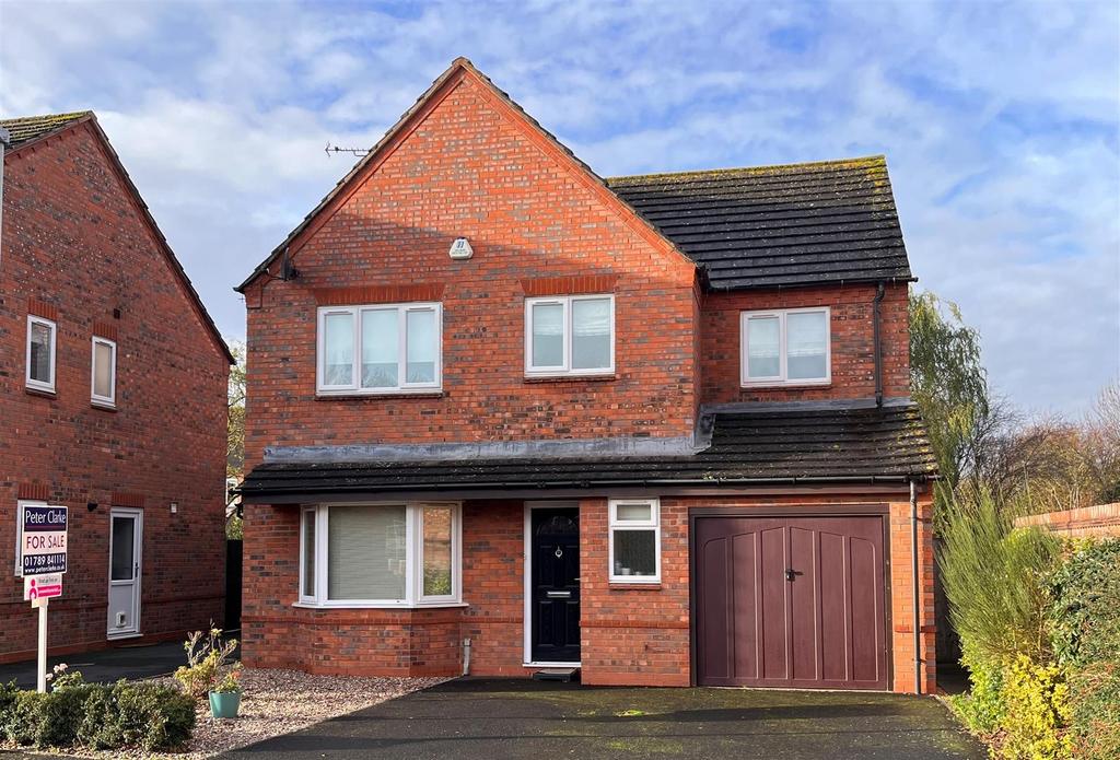 Daniell Road, Wellesbourne 4 bed detached house £440,000