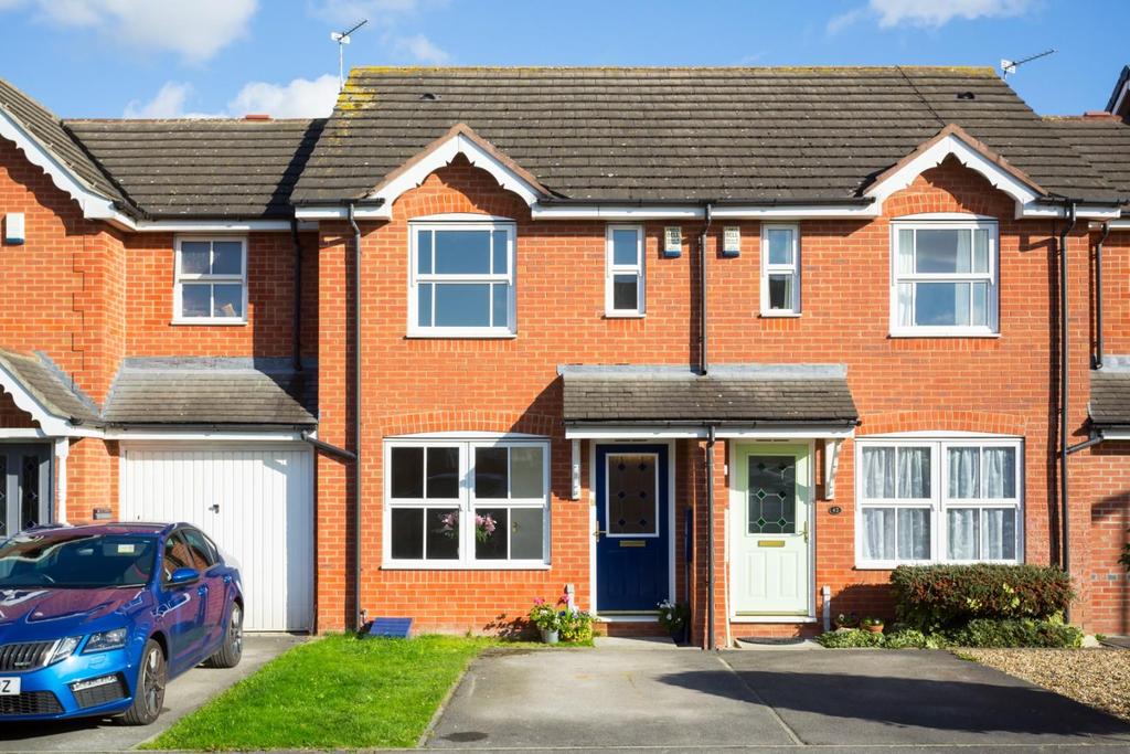 Roseberry Grove, Clifton Moor, York 2 bed detached house £925 pcm (£
