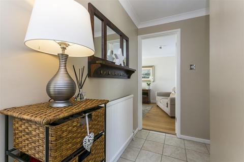 83 Cavendish Meads, Sunninghill, Ascot, SL5 9TB