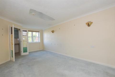 1 bedroom retirement property for sale - Granville Road, Eastbourne