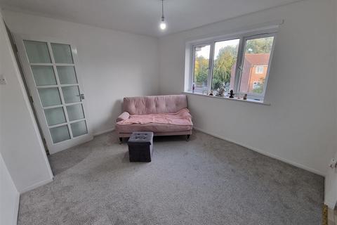 1 bedroom apartment for sale - Dehavilland Close, Northolt