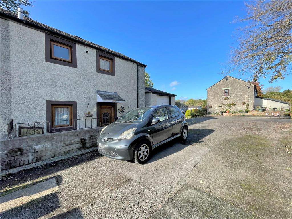 Riverside, Low Moor, Clitheroe... 2 bed semidetached house £175,000