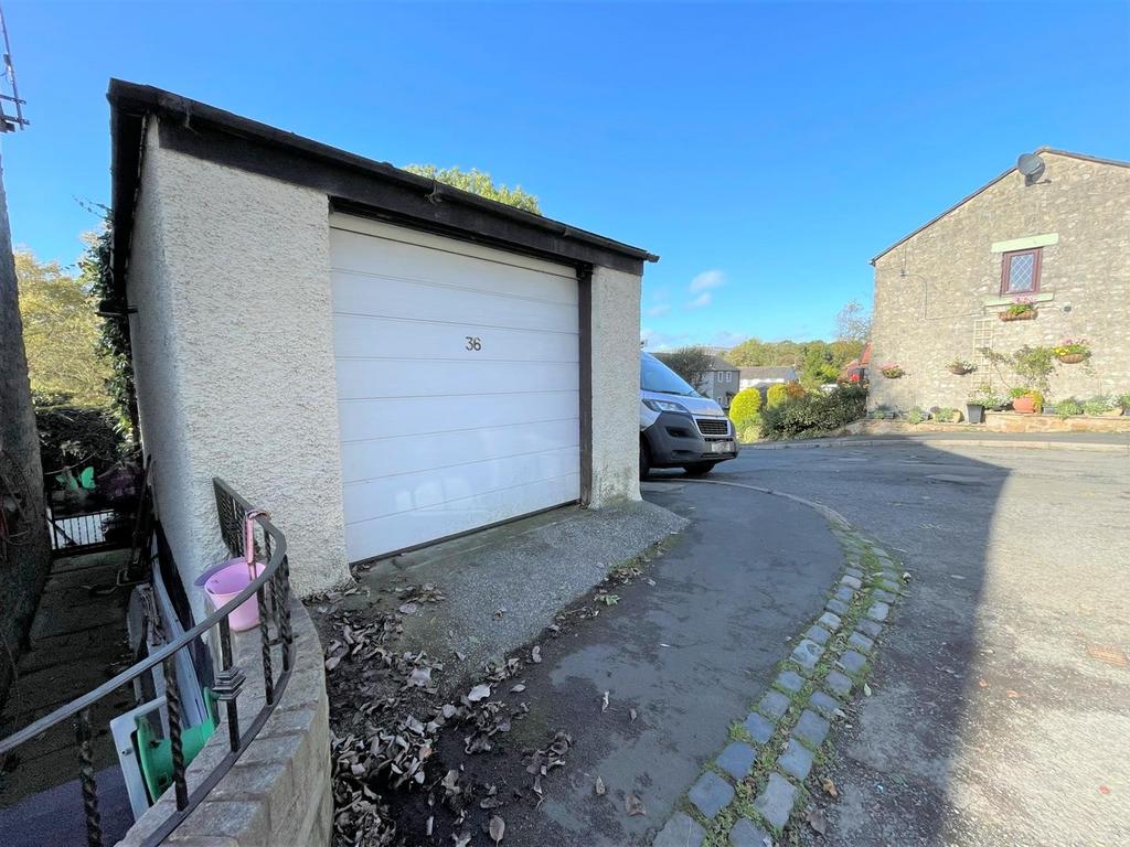 Riverside, Low Moor, Clitheroe... 2 bed semidetached house £175,000