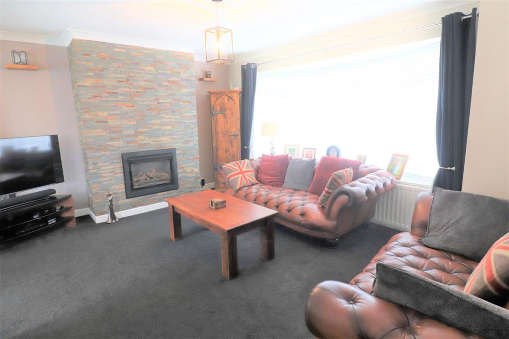 Tillmouth Avenue, Holywell, Whitley Bay 4 bed semidetached house for