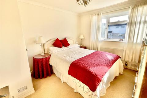 4 bedroom semi-detached house for sale - White Lion Park, Malmesbury