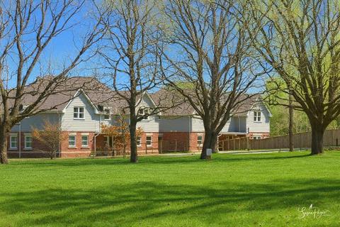 3 bedroom semi-detached house for sale, 3 Spencer Park, Ryde