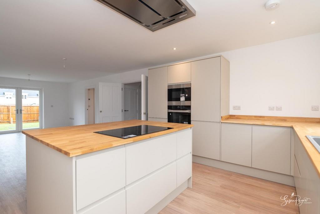 Kitchen/Diner/Lounge
