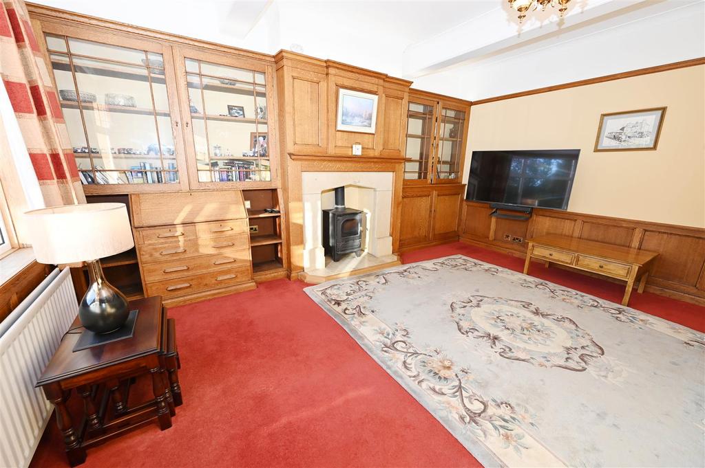 Flora Avenue, Darlington 3 bed semidetached house £380,000