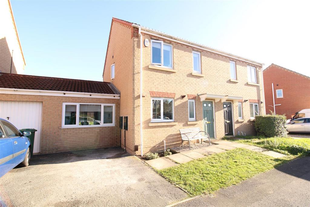 Chestnut Drive, Darlington 3 bed semidetached house £140,000
