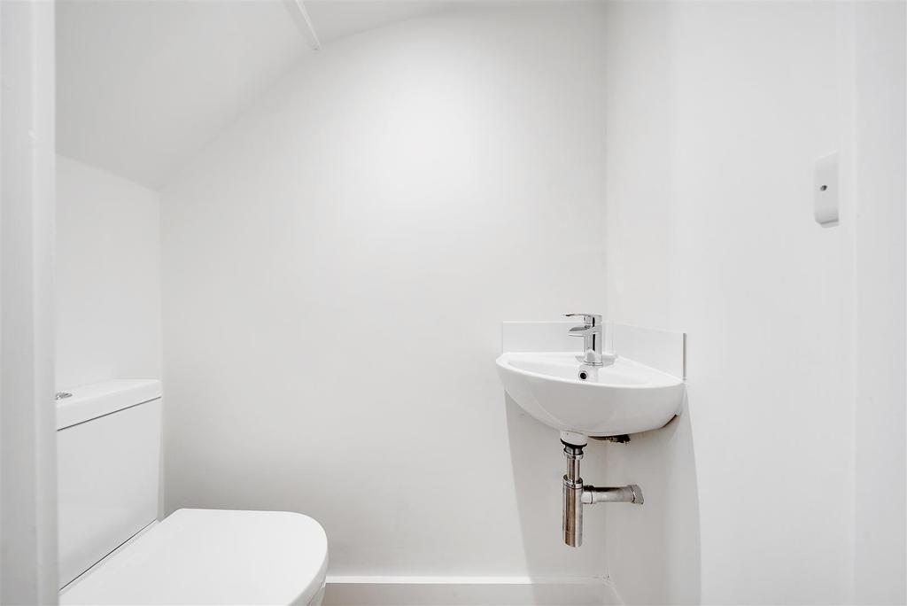 1 - Main Street Brawby - Interior-9.jpg