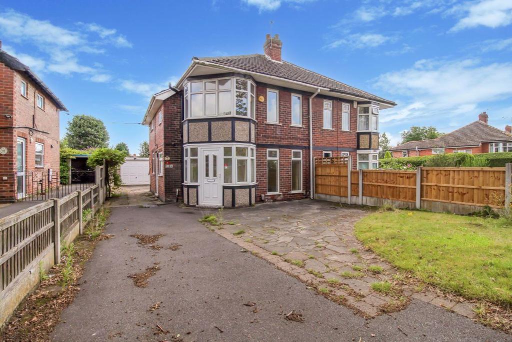 Bramcote Lane, Beeston, NG9 4EX 3 bed semidetached house £895 pcm (£