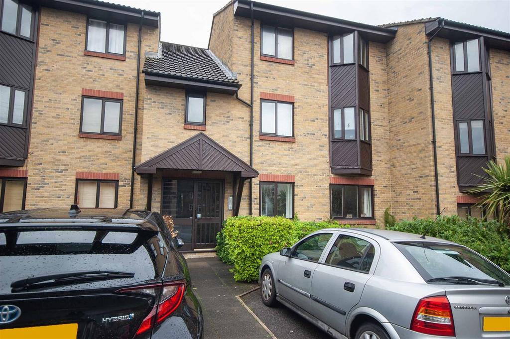 Upper Bridge Road, Chelmsford 1 bed flat for sale £195,000