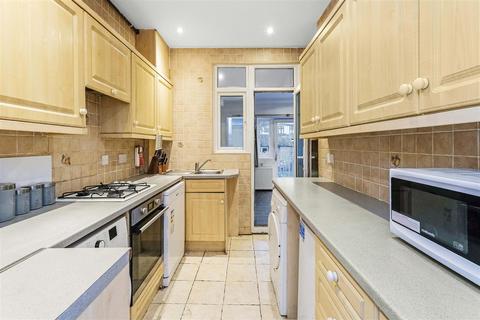 3 bedroom end of terrace house for sale - Normanshire Drive, London