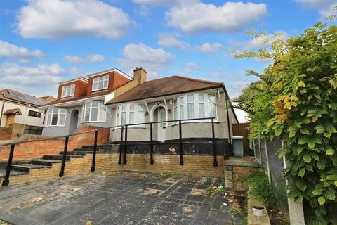 3 bedroom house for sale - Mashiters Hill, Romford