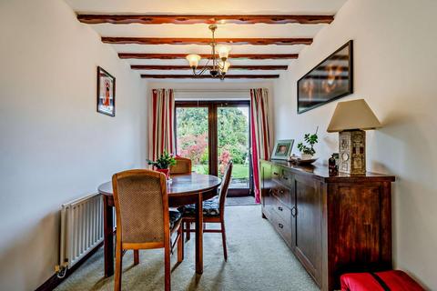 5 Barn Road, Handsacre, Rugeley, WS15 4TA