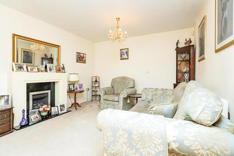 9 Clarence Grove, Shirley, Solihull, B90 3HZ