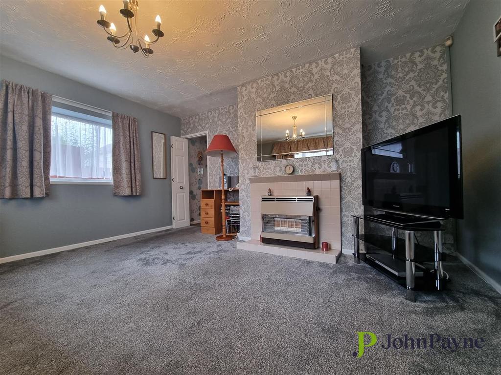 The Boxhill, Stoke Aldermoor, Coventry 4 bed end of terrace house £