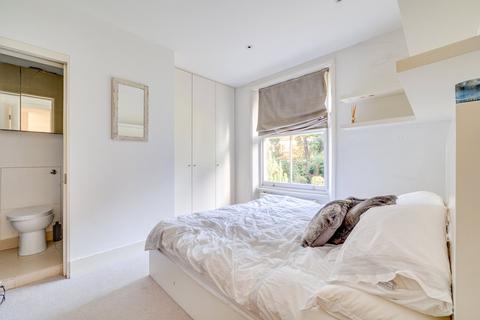 3 bedroom apartment to rent, Drive Mansions, Fulham Road, London, SW6