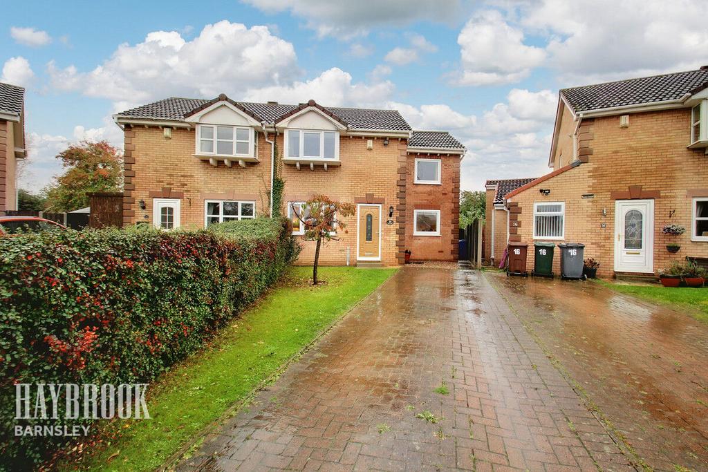 Close, Mapplewell 3 bed semidetached house for sale £210,000