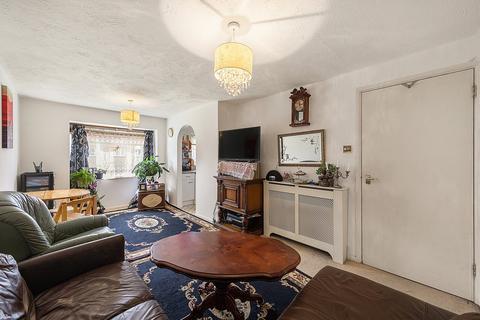 6 Barnfield Close, London, SW17 0AU