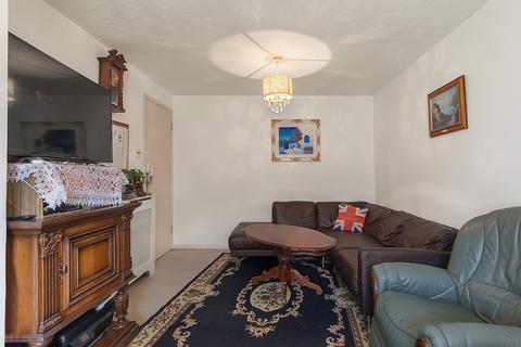 6 Barnfield Close, London, SW17 0AU