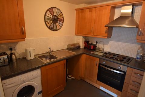 2 bedroom flat to rent, Little Bolton Terrace, Eccles New Road, Salford, M5 5BD