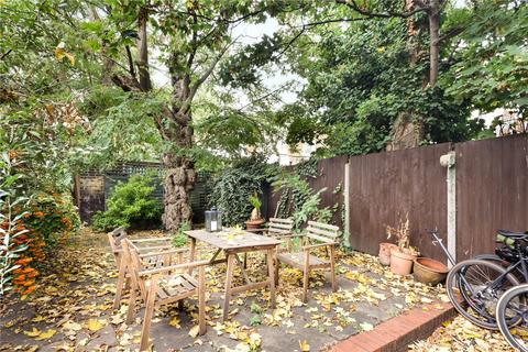 35 Wilton Way, London, E8 3ED