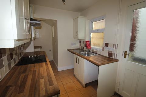 2 bedroom terraced house to rent, Hervey Street, Ipswich, IP4